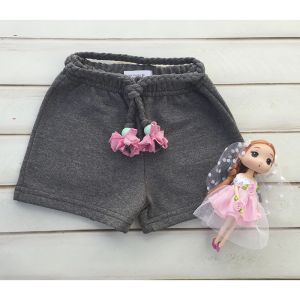 SHORT CINTO CON FLOR TRENZADA